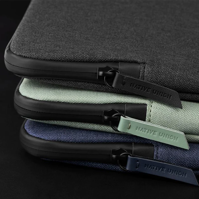 Stow Lite Sleeve for MacBook (13")